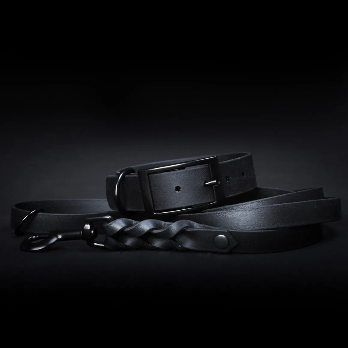 Tyylivoitto Classy panta, Black on Black